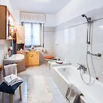Апартаменты Casa Lea Комо